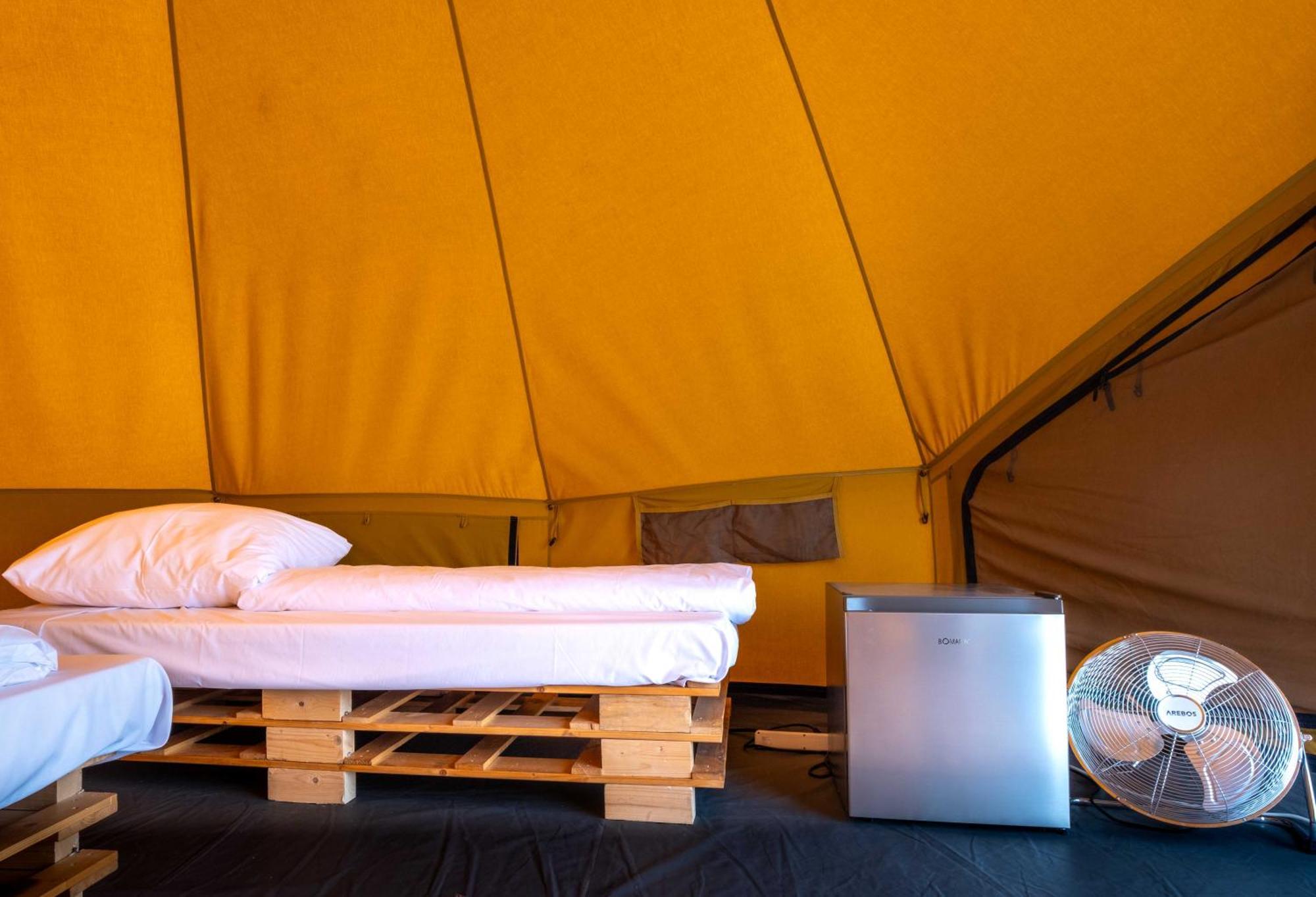 فندق Glamping Camp فارو المظهر الخارجي الصورة
